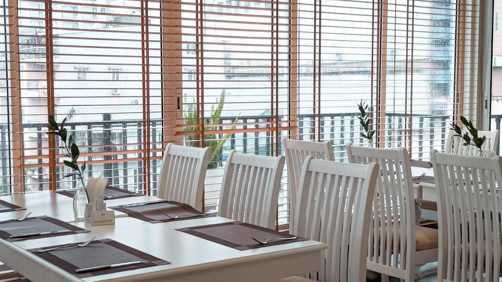 Alba Hotel Hué Eksteriør billede