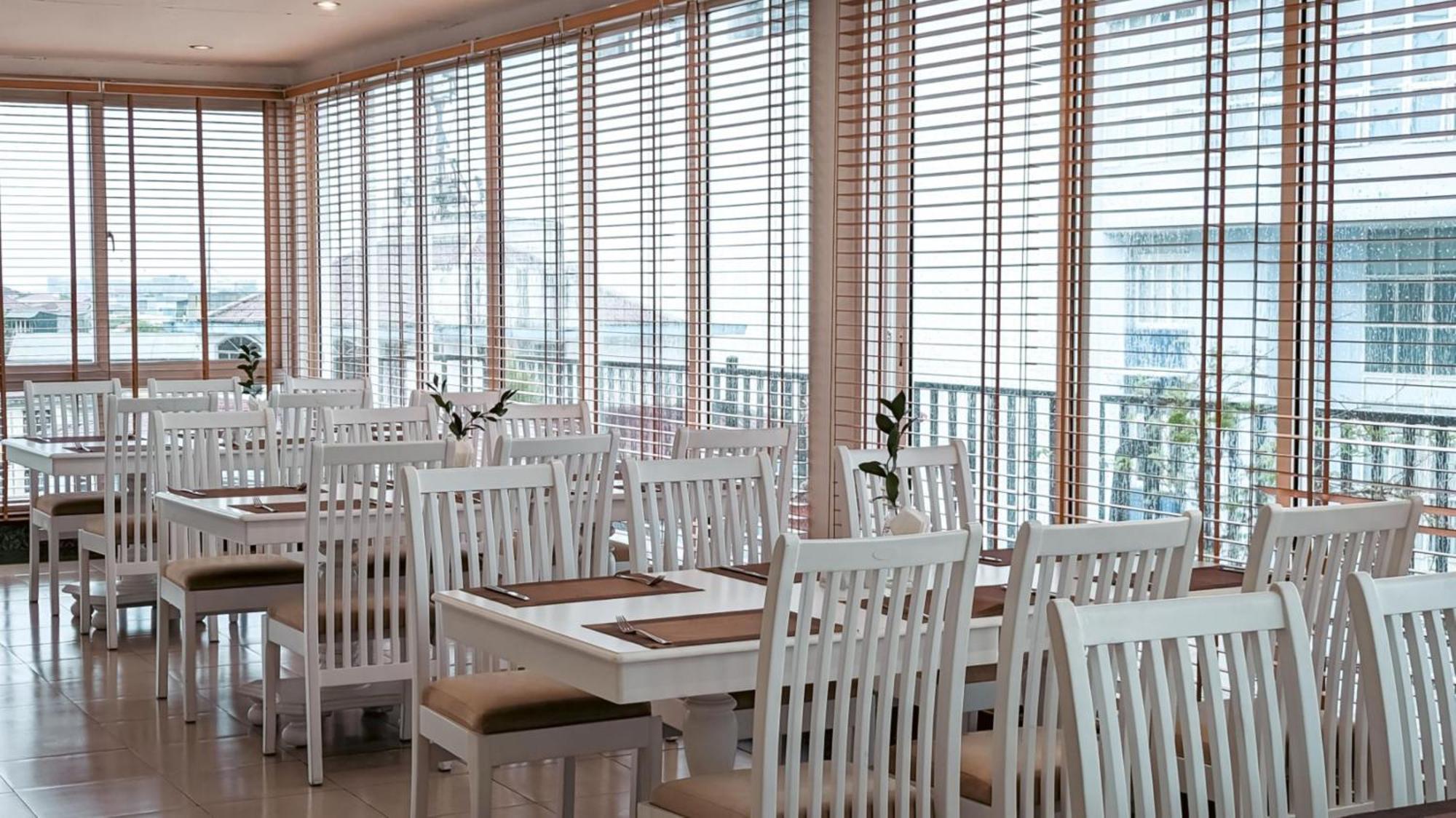 Alba Hotel Hué Eksteriør billede